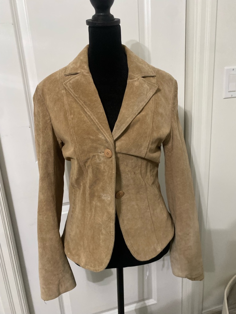 Vintage Women's Danier Tan Suede Button-Front Jacket | Size XS